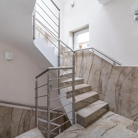 Pensjonat Justyna Dziwnówek